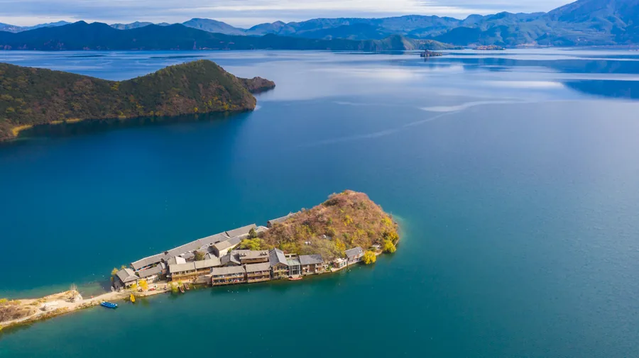 泸沽湖旅游攻略环湖走婚桥